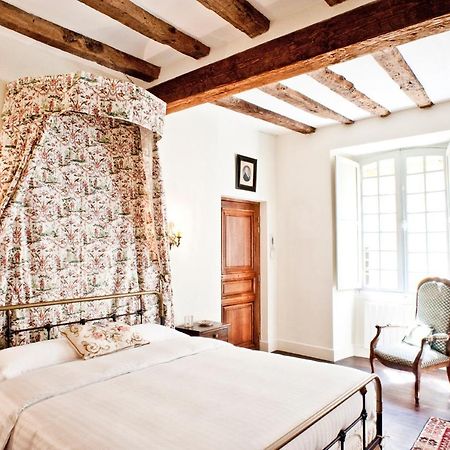 Appartements Les Suites Sarladaises Сарла-ла-Канеда Екстериор снимка