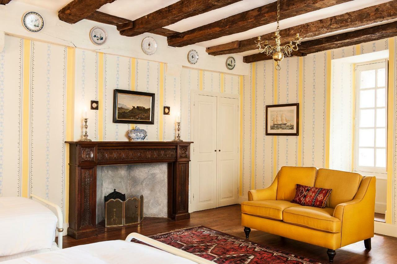 Appartements Les Suites Sarladaises Сарла-ла-Канеда Екстериор снимка